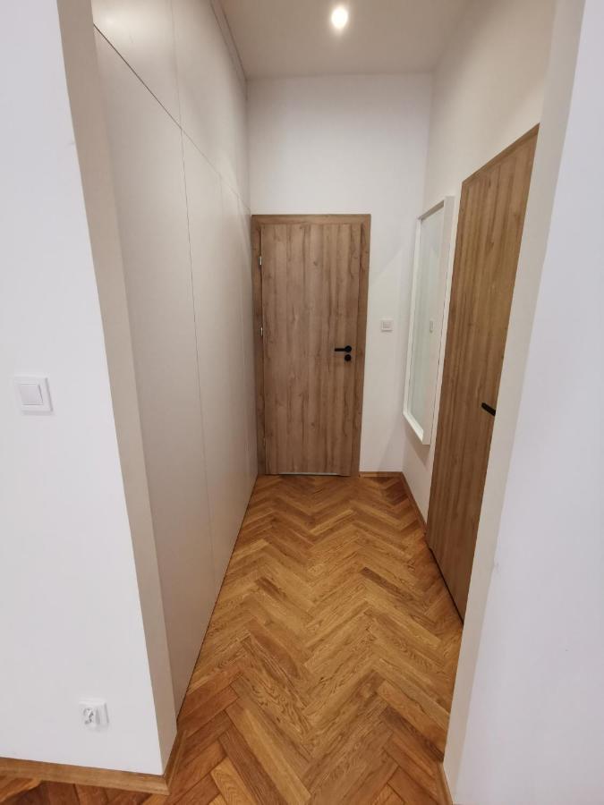 Apartament z klimatyzacją Kraków Zewnętrze zdjęcie